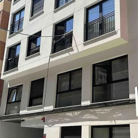 Breton 17 Familiar Alicante