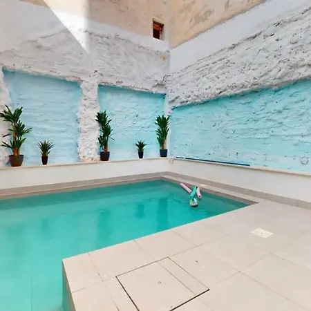 Breton 17 Familiar Lejlighed *